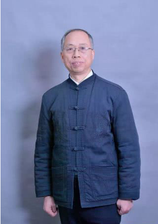 石應(yīng)軒.jpg